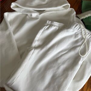 Aritzia TNA Sweatset